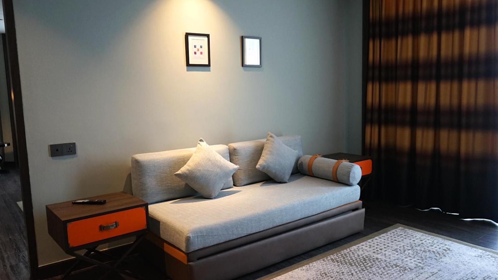 The George Penang By The Crest Collection George Town Exterior foto A sofa bed